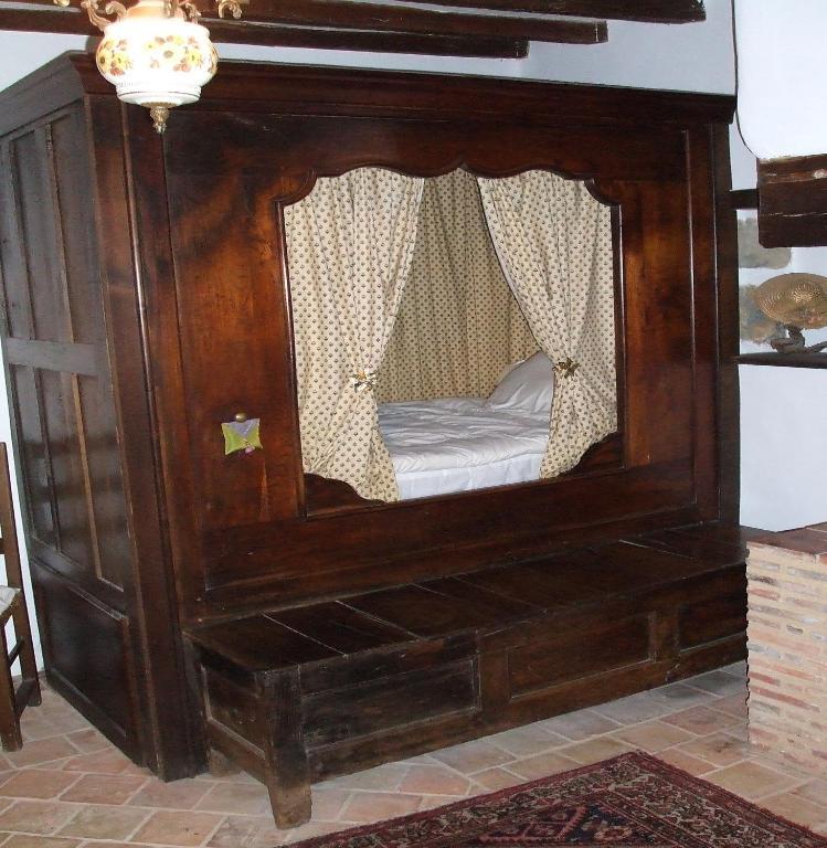 Le Moulin D'Hys Bed & Breakfast La Cropte Room photo
